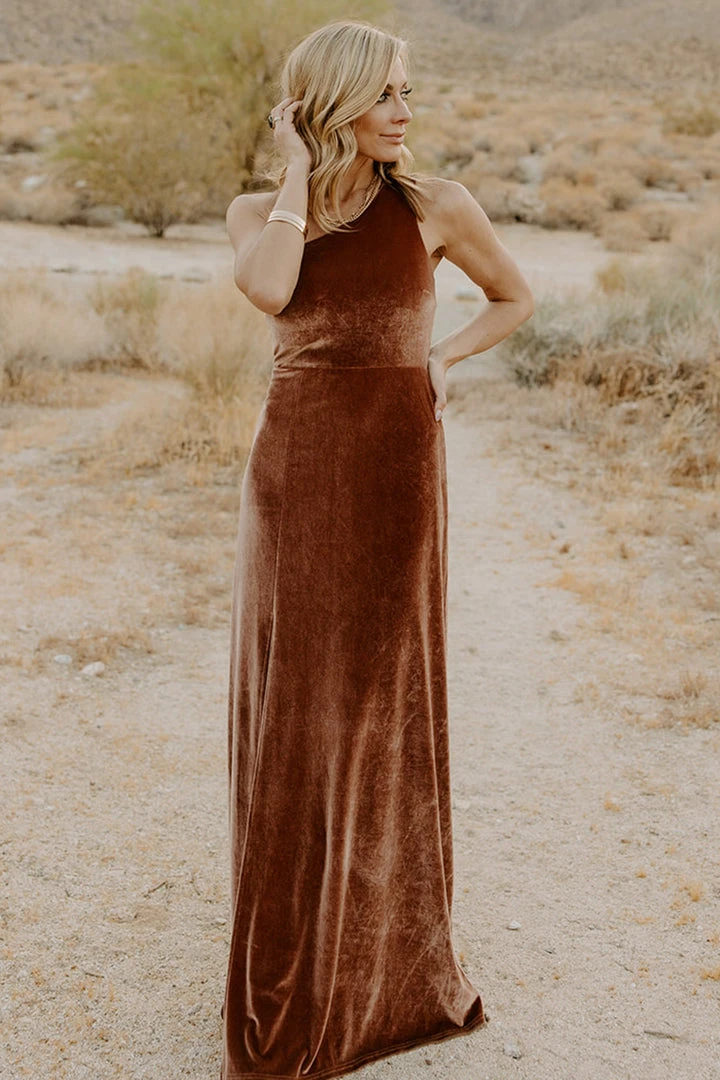 BB Custom Dresses Tatiana Velvet One Shoulder Maxi Dress | Bronze 4 BB Custom Dresses Tatiana Velvet One Shoulder Maxi Dress | Bronze
