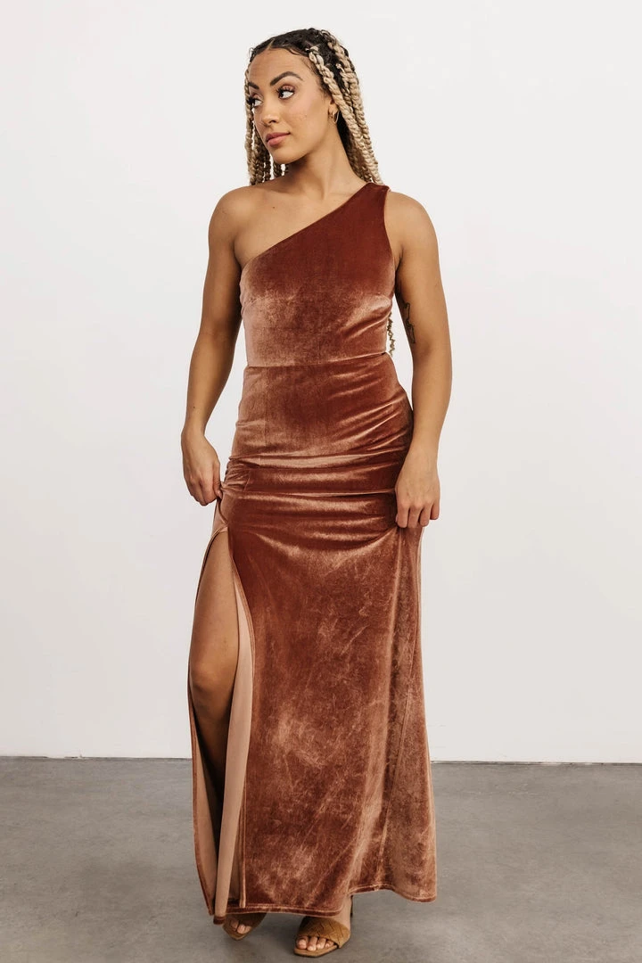 BB Custom Dresses Tatiana Velvet One Shoulder Maxi Dress | Bronze 15 BB Custom Dresses Tatiana Velvet One Shoulder Maxi Dress | Bronze