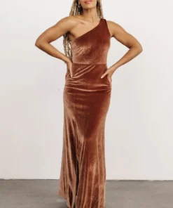 BB Custom Dresses Tatiana Velvet One Shoulder Maxi Dress | Bronze 21 BB Custom Dresses Tatiana Velvet One Shoulder Maxi Dress | Bronze