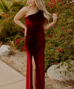 BB Custom Tatiana Velvet One Shoulder Maxi Dress | Merlot Dresses