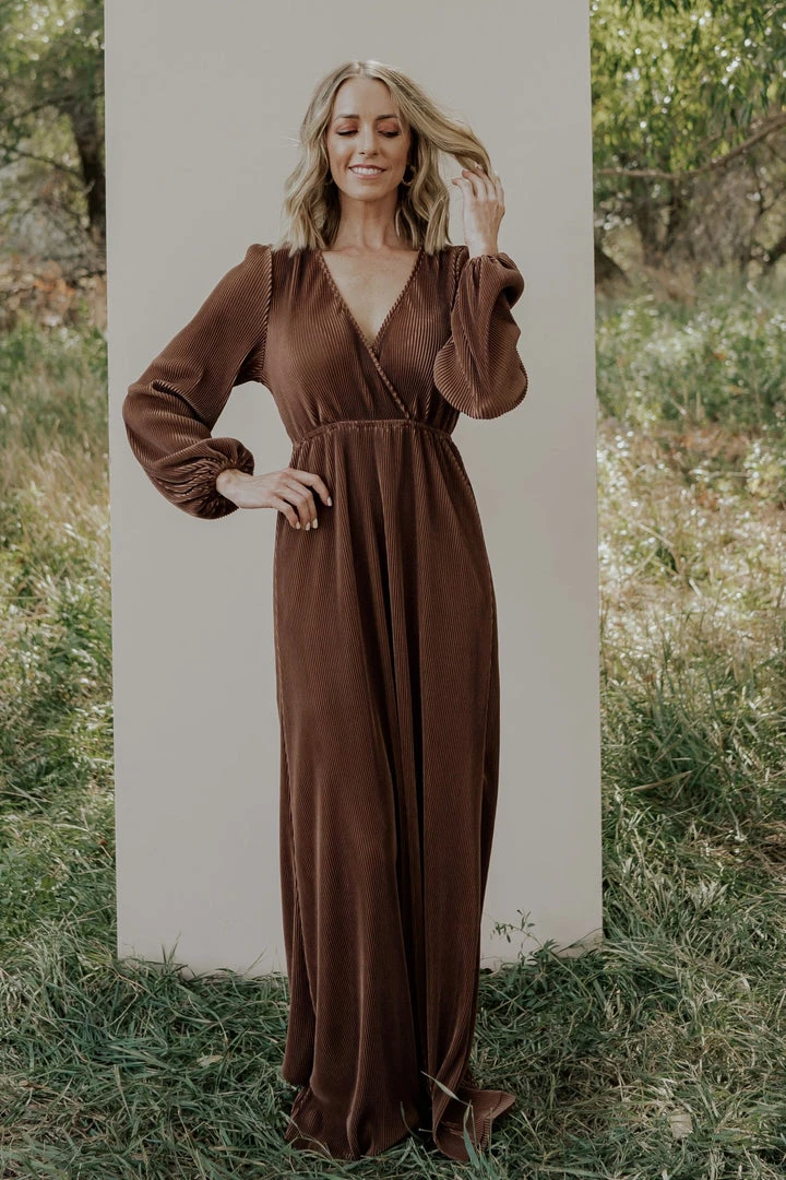 BB Custom Dresses Venus Pleated Maxi Dress | Bronze 2 BB Custom Dresses Venus Pleated Maxi Dress | Bronze
