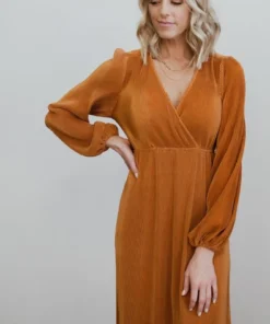 BB Custom Venus Pleated Maxi Dress | Saffron Dresses