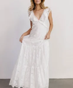 AK Vivianne Lace Maxi Dress | White 19 AK Vivianne Lace Maxi Dress | White