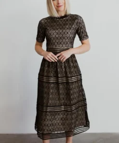 POL Windsor Lace Midi Dress | Black